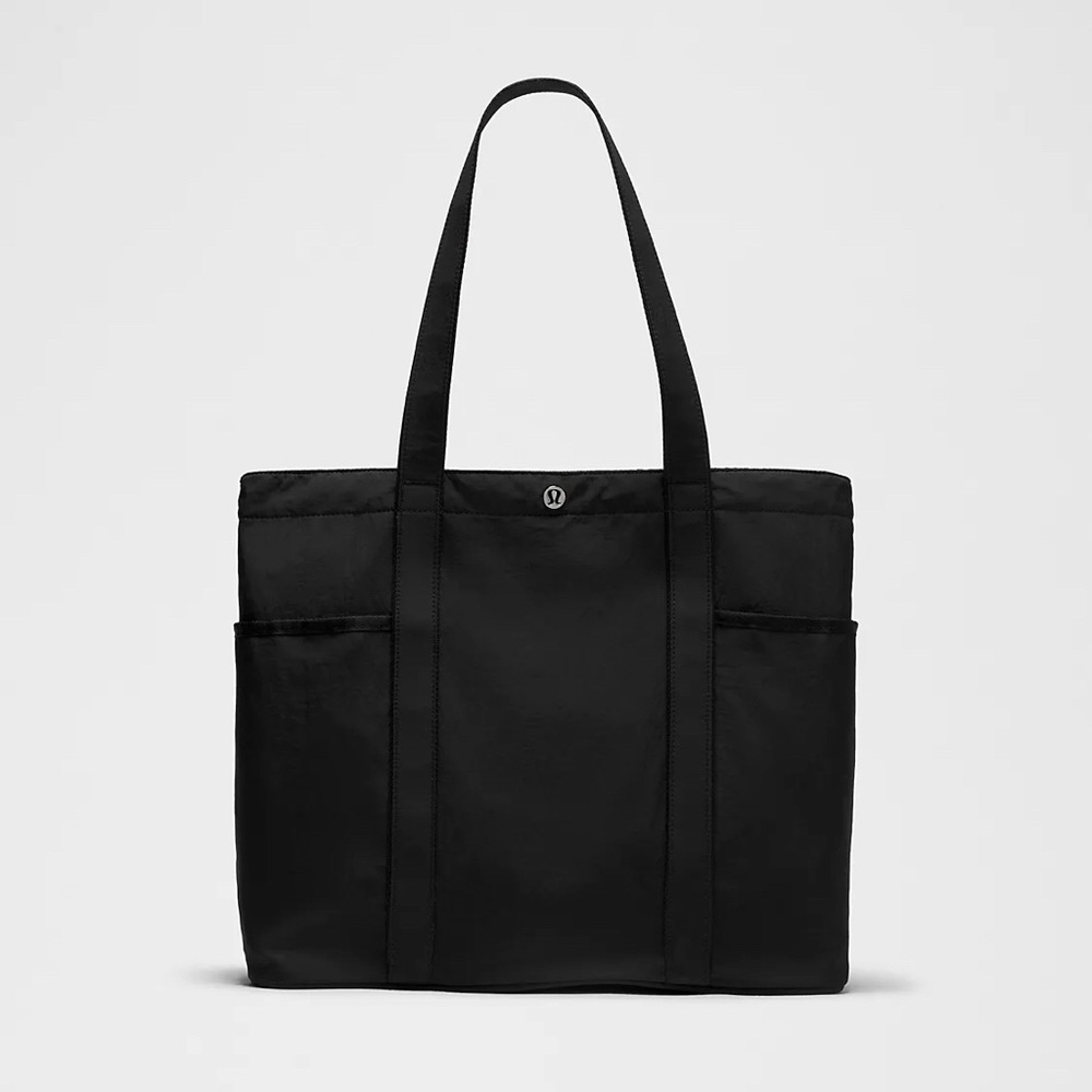 NWT Lululemon Daily Multi-Pocket Tote Bag 20L